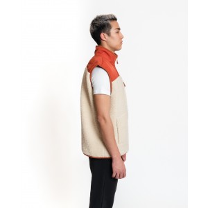 Luo Camp Plush Gilet 01 - Cream/Brick